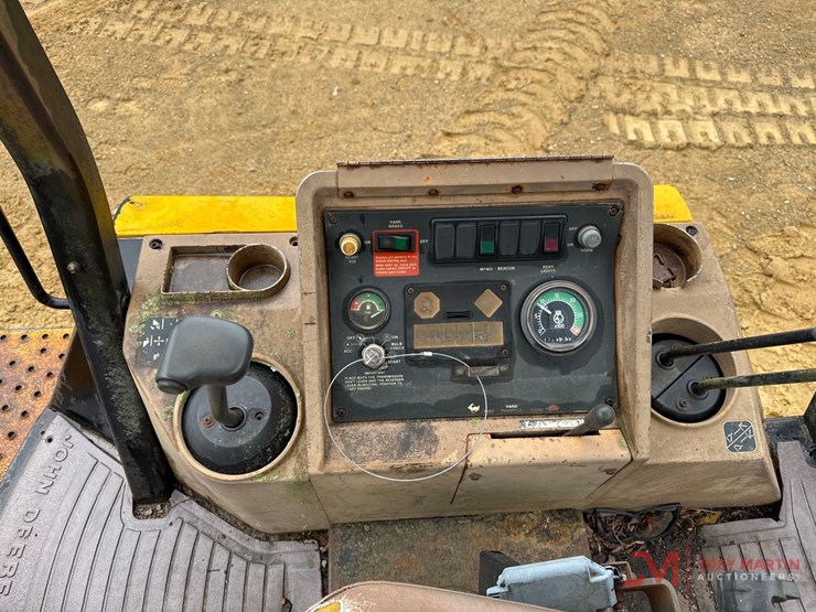 1992-john-deere-310d-image-19