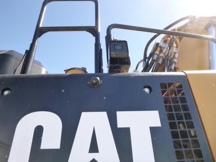 2019-caterpillar-335f-lcr-image-31