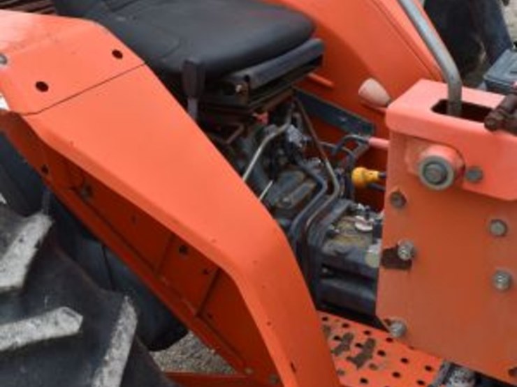 kubota-l2500-image-2