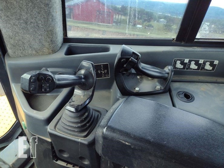 deere-1050-p-tier-image-8