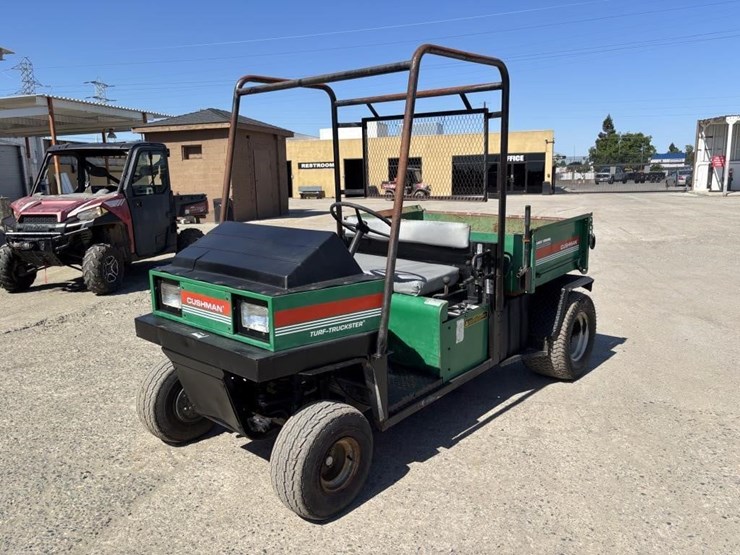 1994-cushman-turf-truckster-image-1