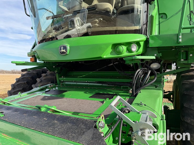 2015-john-deere-s670-image-12