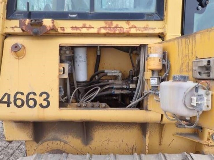 2002-deere-650h-lt-image-44