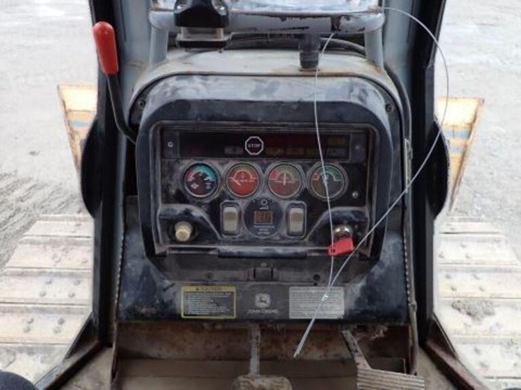 2002-deere-650h-lt-image-12