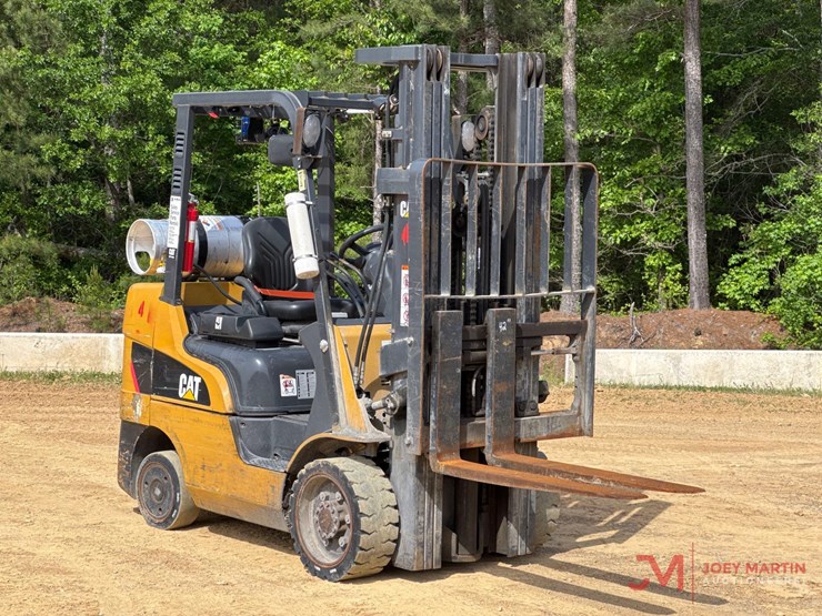 caterpillar-2c6000-image-1