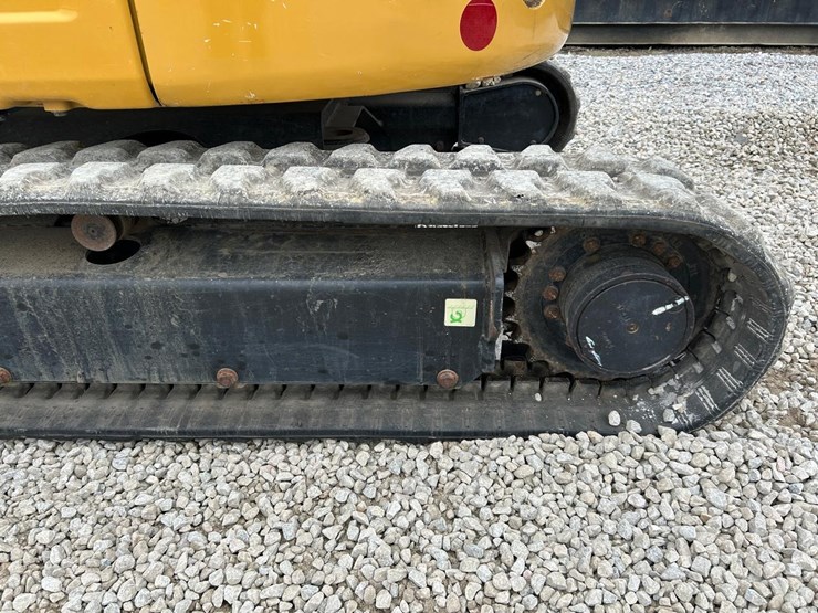 2021-caterpillar-303-image-18