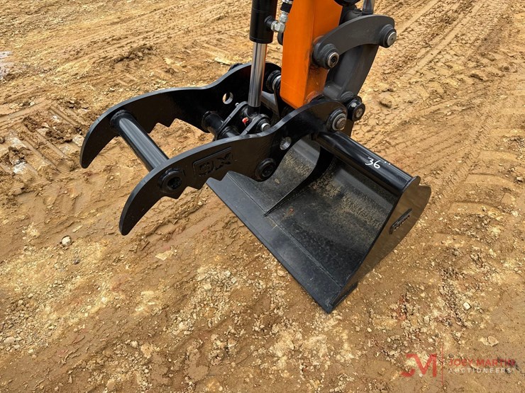 unused-2024-develon-dx-27z-mini-excavator-image-7