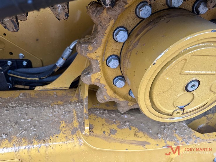 2023-caterpillar-259d3-image-8