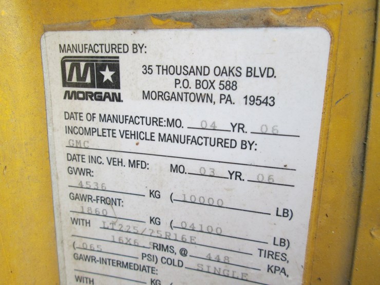 2006-gmc-3500-image-39