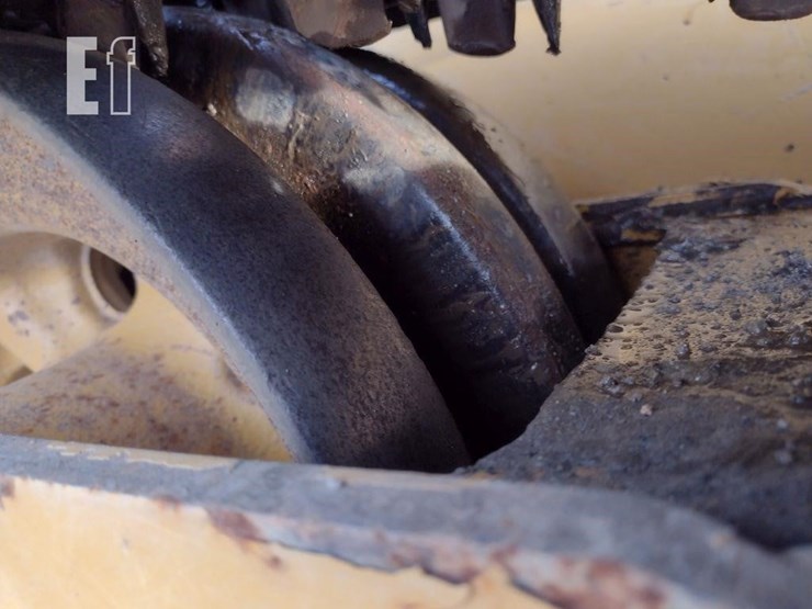 2020-caterpillar-259d3-image-14