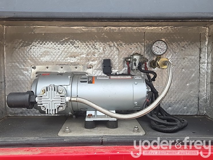 2009-ford-f450-image-35