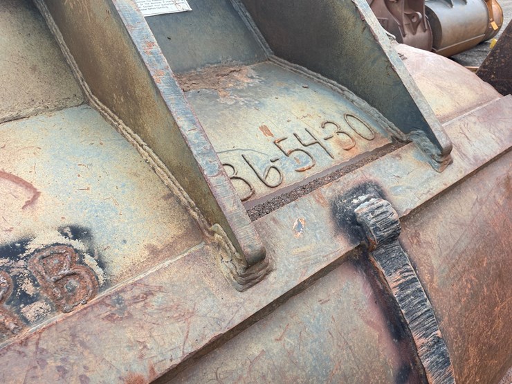 #5007-•-excavator-bucket-image-15