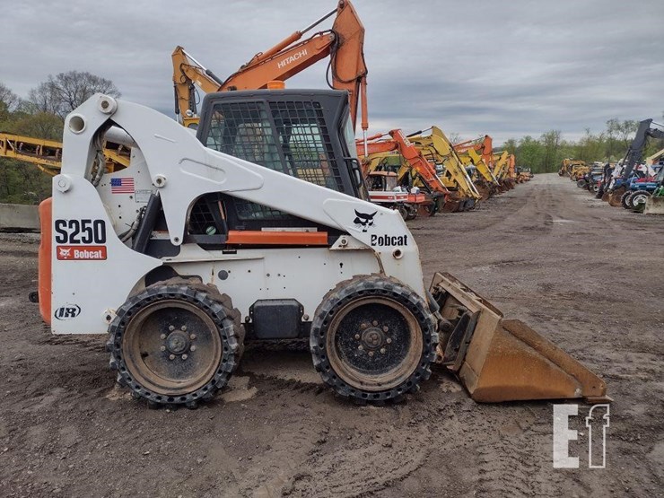 2002-bobcat-s250-image-3