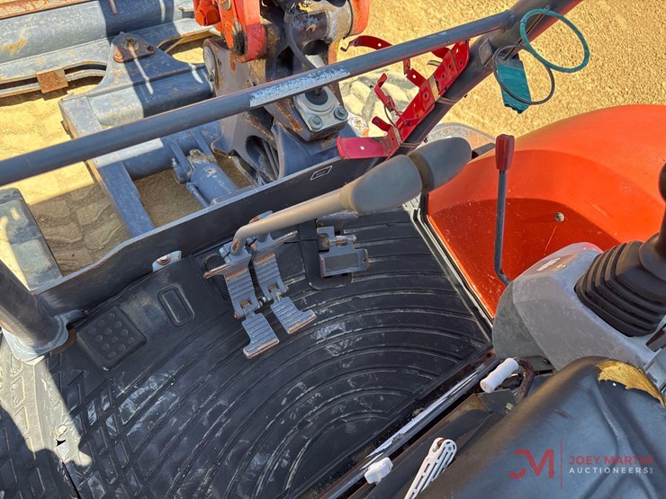2009-kubota-u45-image-17