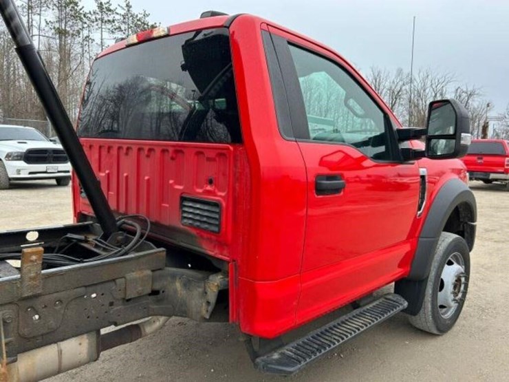 2020-ford-f550-xl-image-49