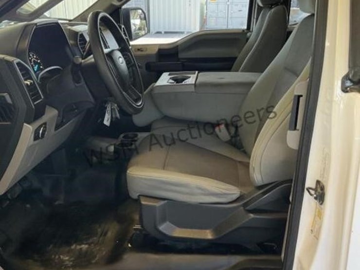 2017-ford-f150-image-22