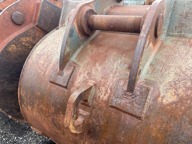 #5010-•-excavator-bucket-image-11