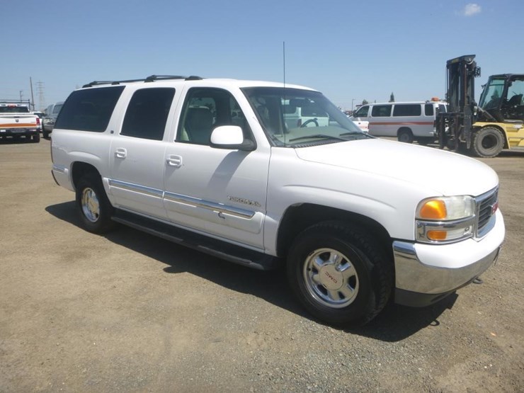 2001-gmc-yukon-image-2