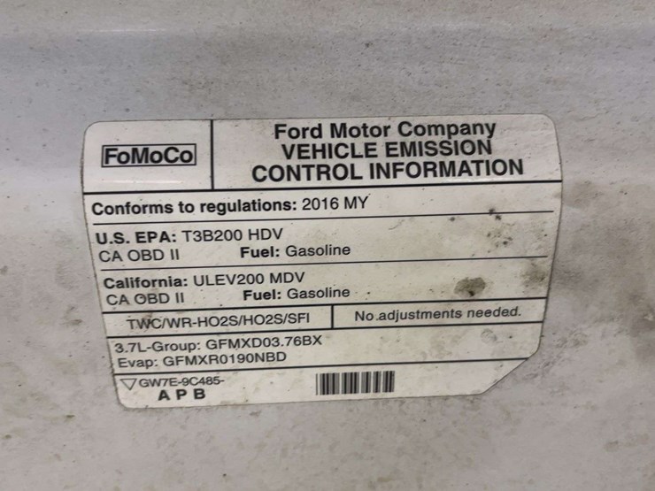 2016-ford-transit-image-18