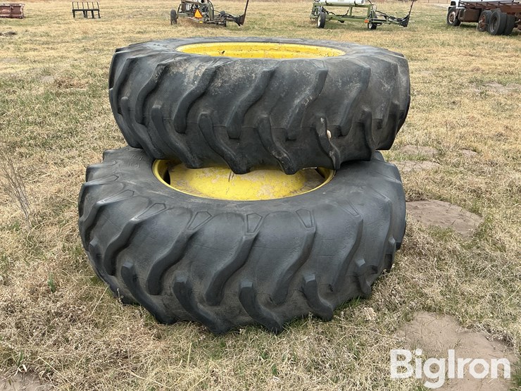 co-op-20.8-38-tires-&-rims-image-6