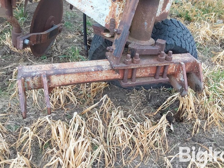 dmi-5-bottom-variable-width-semi-mounted-plow-image-9