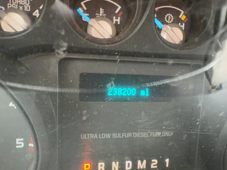 2015-ford-f450-xlt-image-28