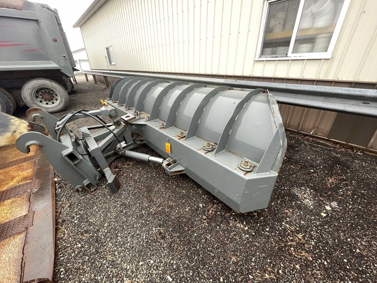 volvo-l120-image-5