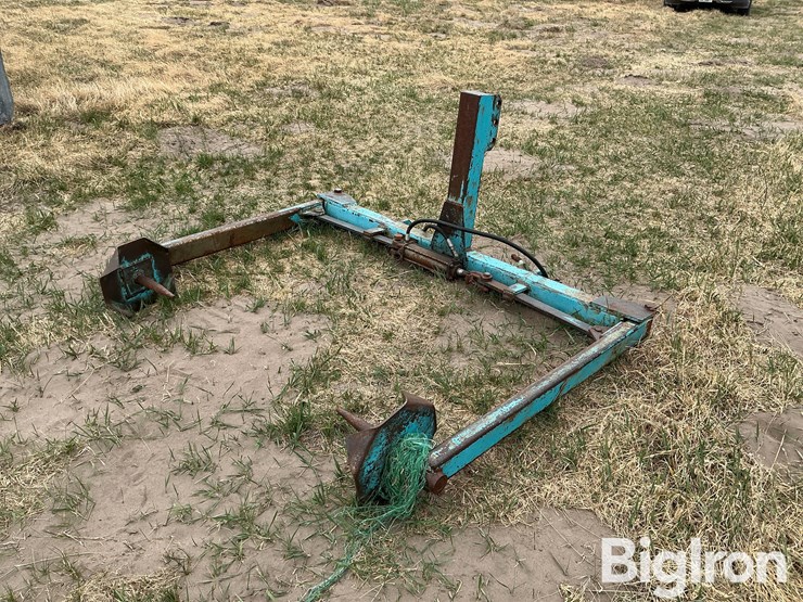 hydraulic-bale-unroller-image-1