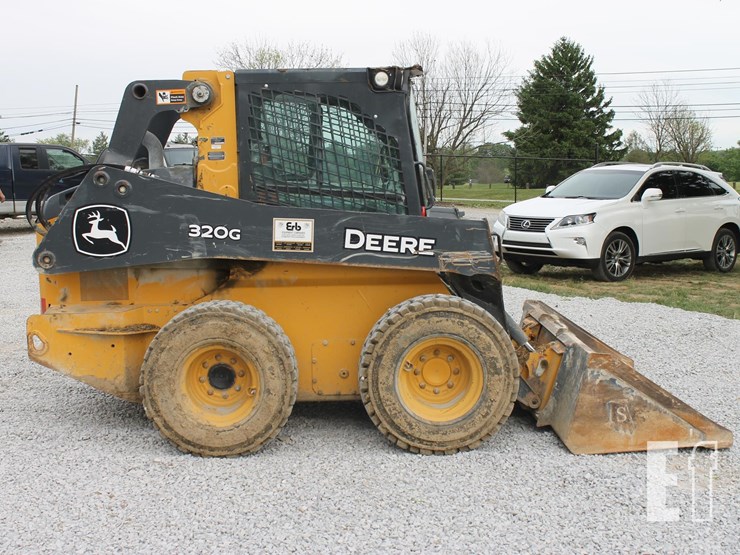 deere-320g-image-6