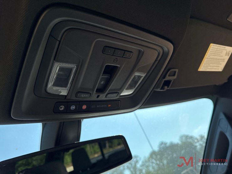 2021-chevrolet-1500-image-22