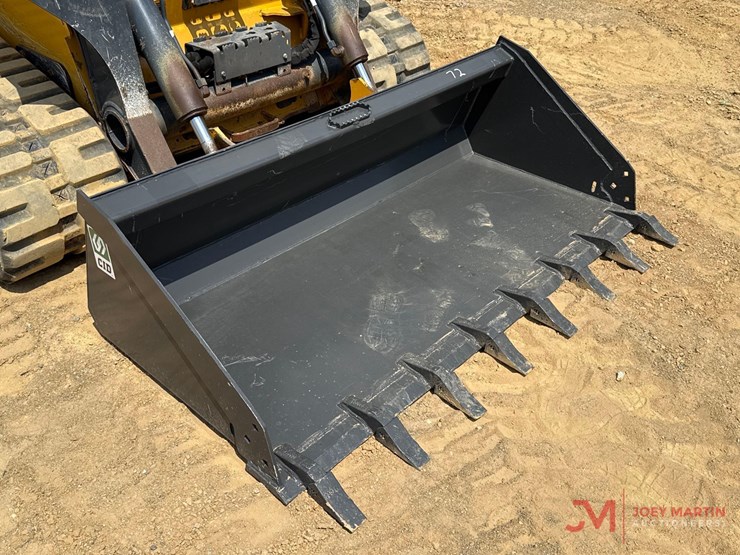 deere-331g-image-13