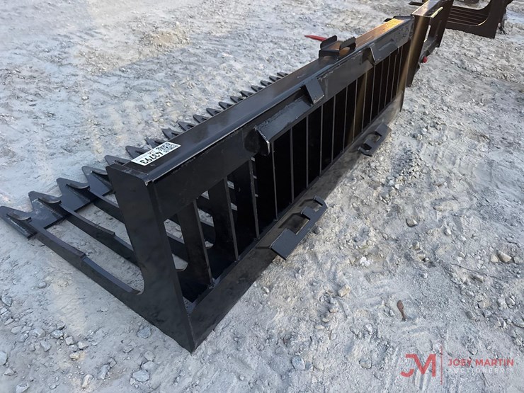 new-76"-rock-bucket-skid-steer-attachment-image-3