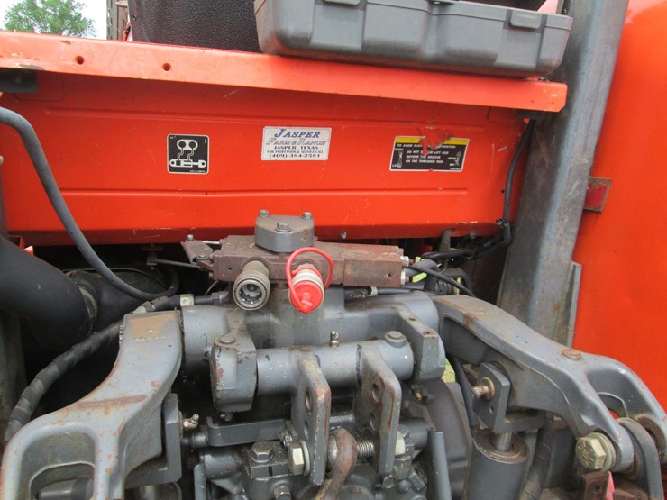 kubota-m8540-image-9