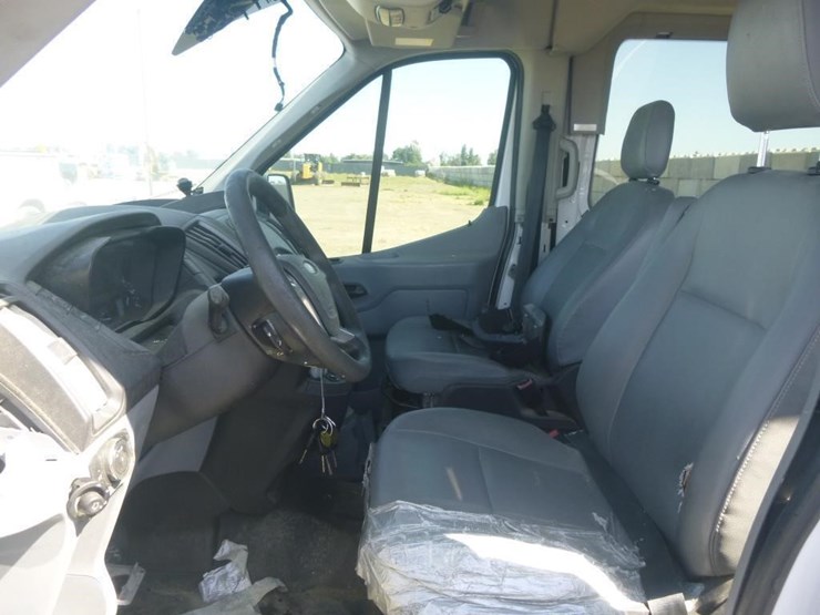2017-ford-transit-image-9
