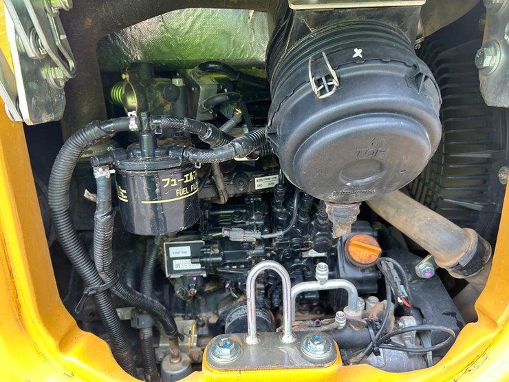 2019-deere-30g-image-15
