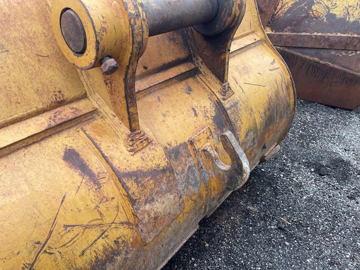 #5006-•-excavator-bucket-image-17