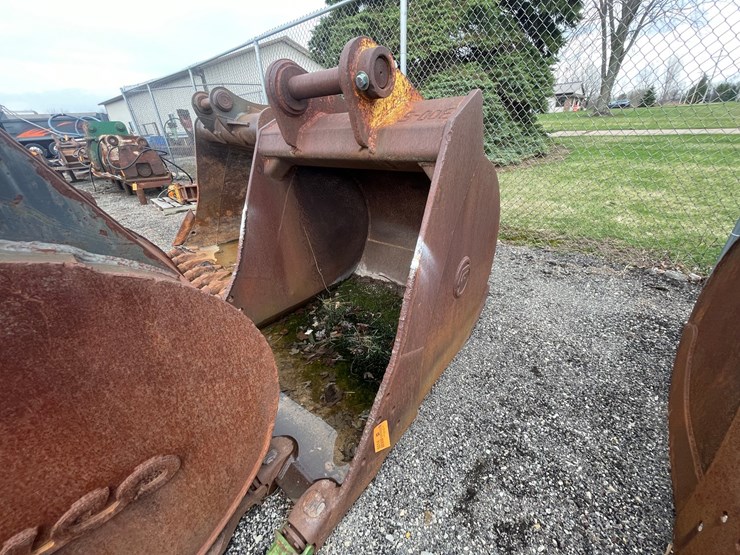 #5014-•-excavator-bucket-image-3