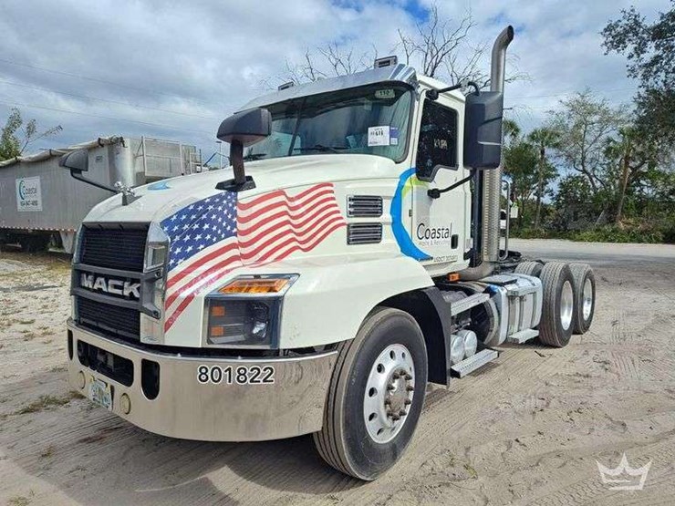 2022-mack-anthem-62t-image-1