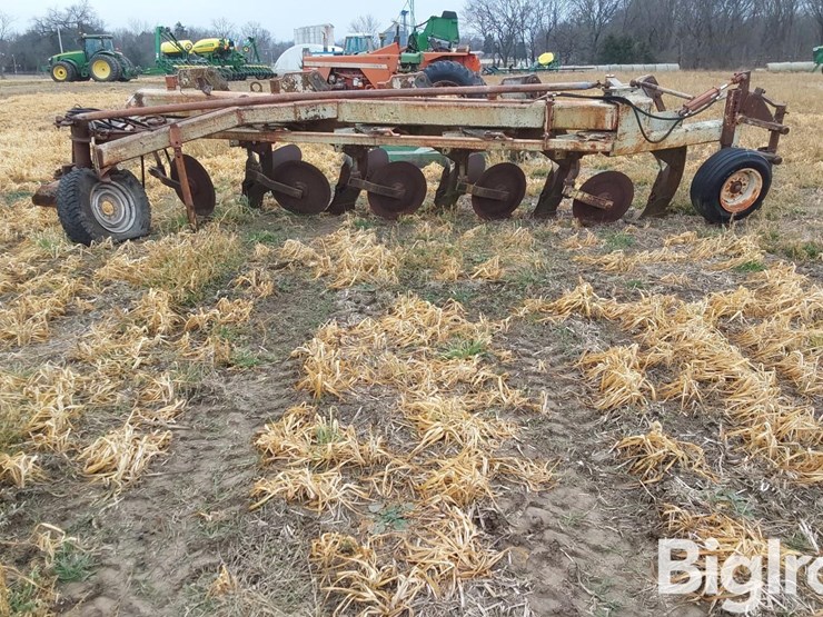 dmi-5-bottom-variable-width-semi-mounted-plow-image-6