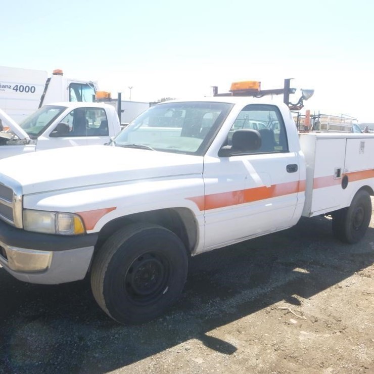 2002 DODGE RAM 2500