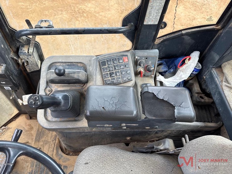 2006-deere-544j-image-17