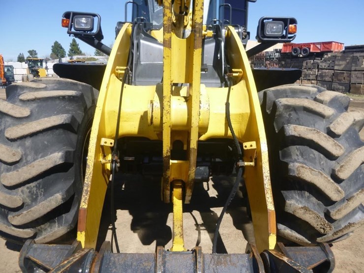 2018-komatsu-wa320-8-image-29