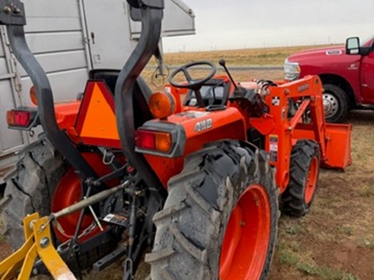 kubota-l2800-image-2