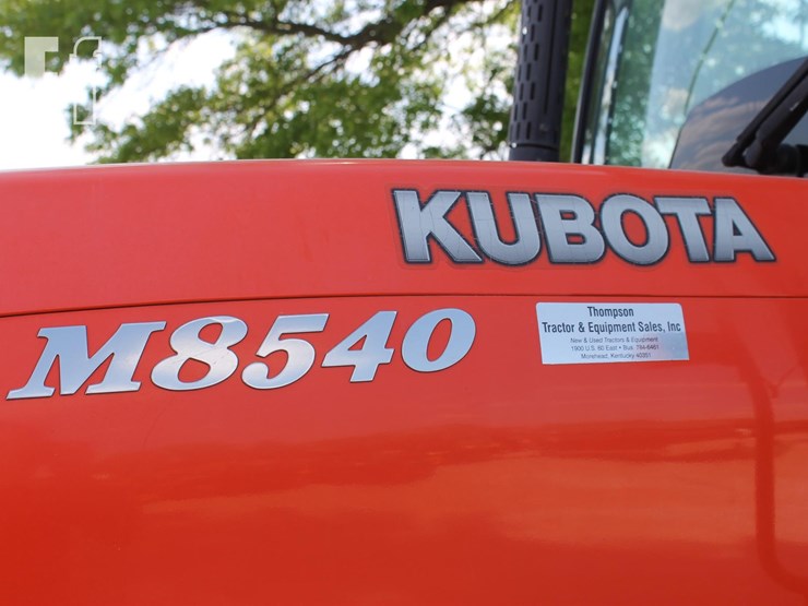 2012-kubota-m8540-image-10