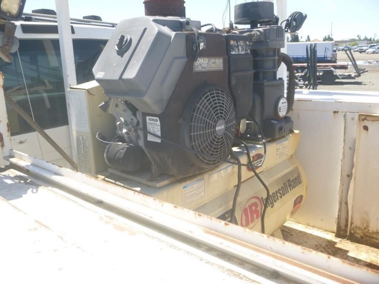 2008-ford-f550-image-15