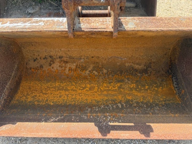 #35851-•-46in-cleanout-bucket-image-7
