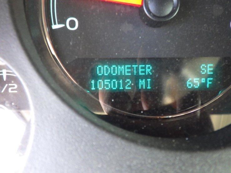 2014-chevrolet-tahoe-image-14