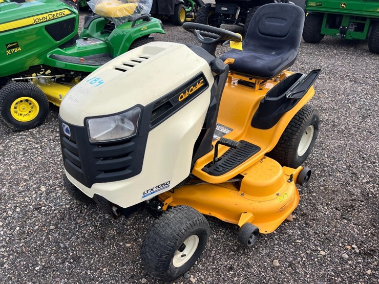 cub-cadet-1050-image-2
