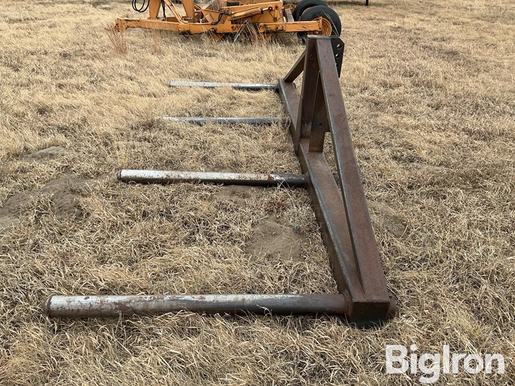 3-pt-2-bale-carrier-image-8