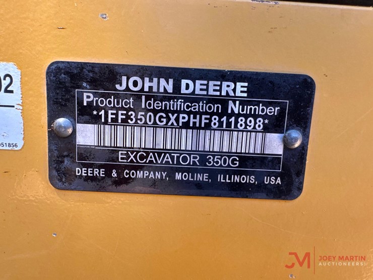 2017-deere-350g-lc-image-18